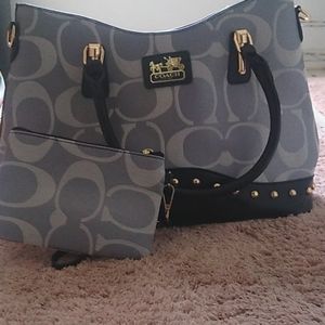 Brand new Purse and wallet COACH set